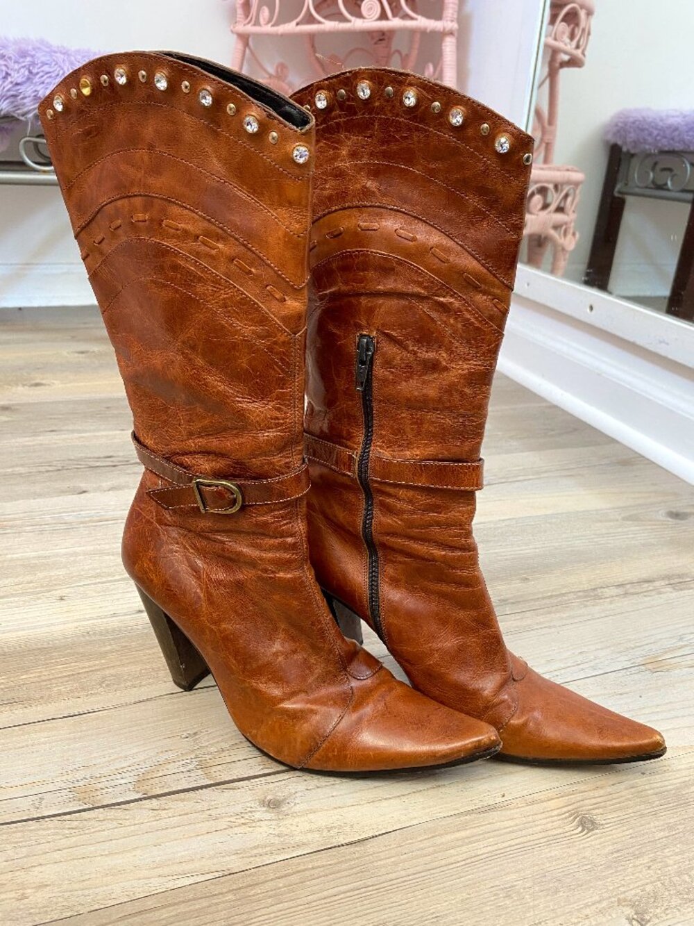 El Vaquero Brown Studded Rhinestone Heel Boots Size 37